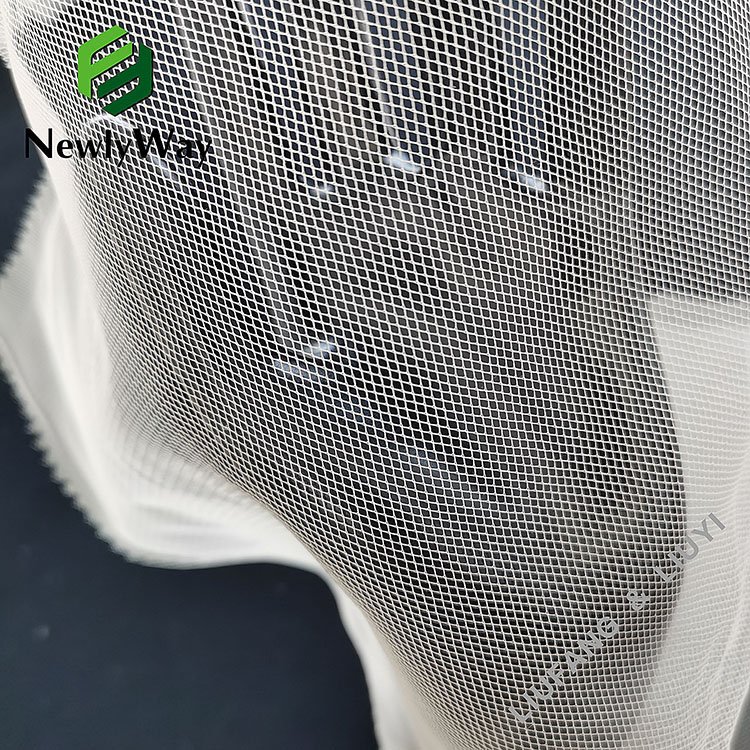 Indwangu ye-polyester fiber quadrangle net mesh tulle eyi-100 yokuhlobisa umshado noma iphathi-15