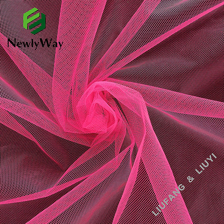 Penjualan Pabrik 100 Polyester Hexagon Honeycomb Mesh Net Tulle Fabric untuk Kelambu-1