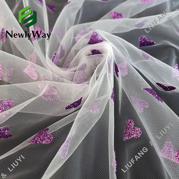 Venda de fábrica material de náilon em forma de coração glitter tecido de renda de malha de tule para vestidos-17