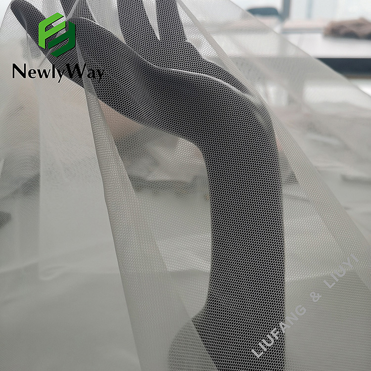 Aukštos kokybės 100 nailono tinklelio tinklinis audinys siuvinėjimui suknelė-17