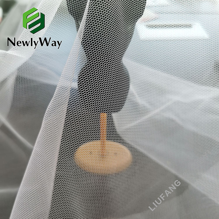 Popularna rasprodaja prozirne mrežaste tkanine od tila od poliestera za dječje tutu suknje-11
