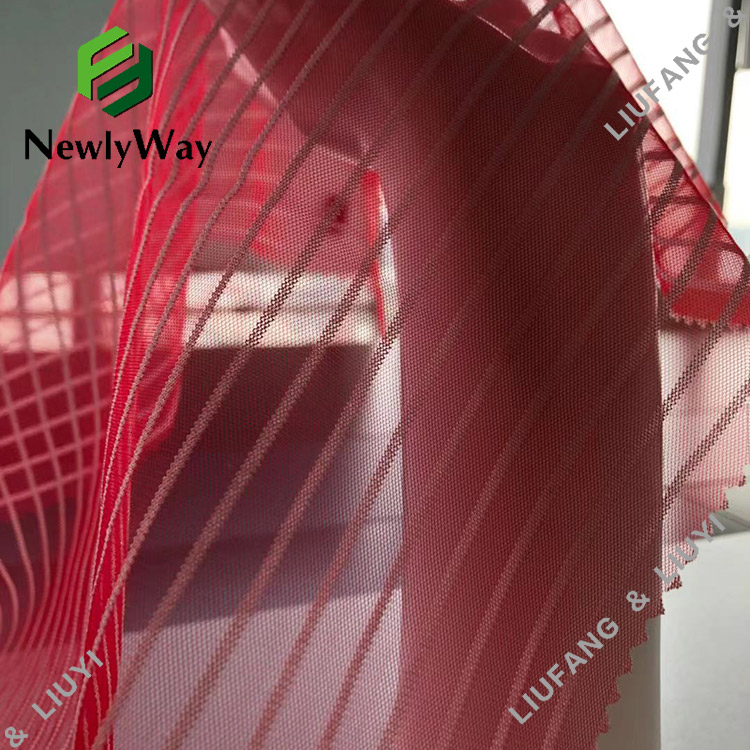 ການອອກແບບຫລ້າສຸດ Nylon Polyester Blend Stripe Mesh Net Tulle Fabric ສໍາລັບເຄື່ອງນຸ່ງແຟຊັ່ນ-11
