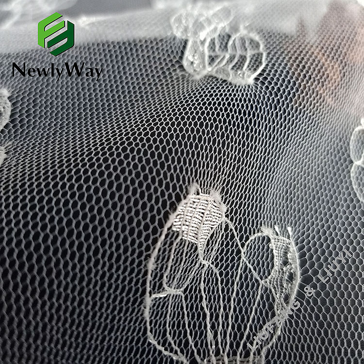 Super thin nylon warp knitted butterfly lace tulle mesh netting fabric para sa bridal lace-17