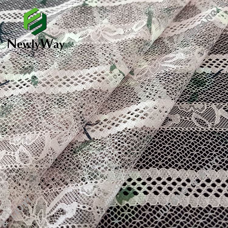 полиестер памук печатена мрежа со тантела искривува плетена ткаенина онлајн на големо за шиење-6